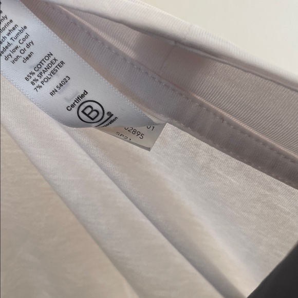 Athleta white basic top medium - Picture 7 of 7